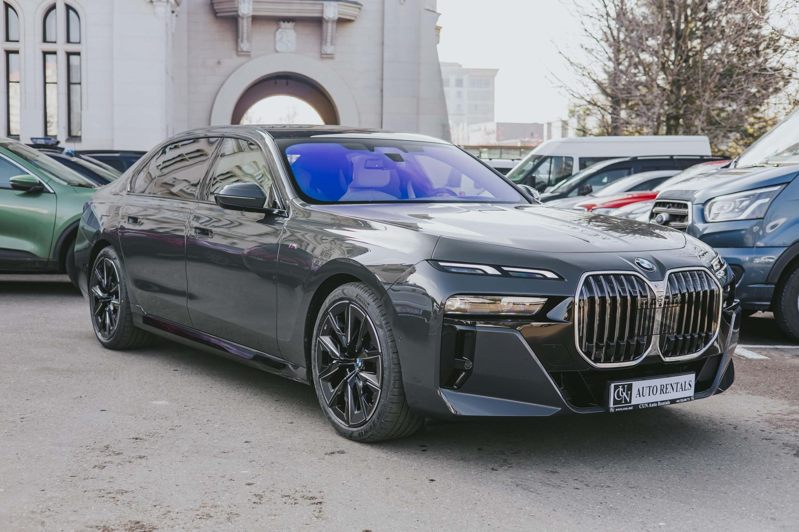 BMW 740d xDrive Sedan dravit gri
