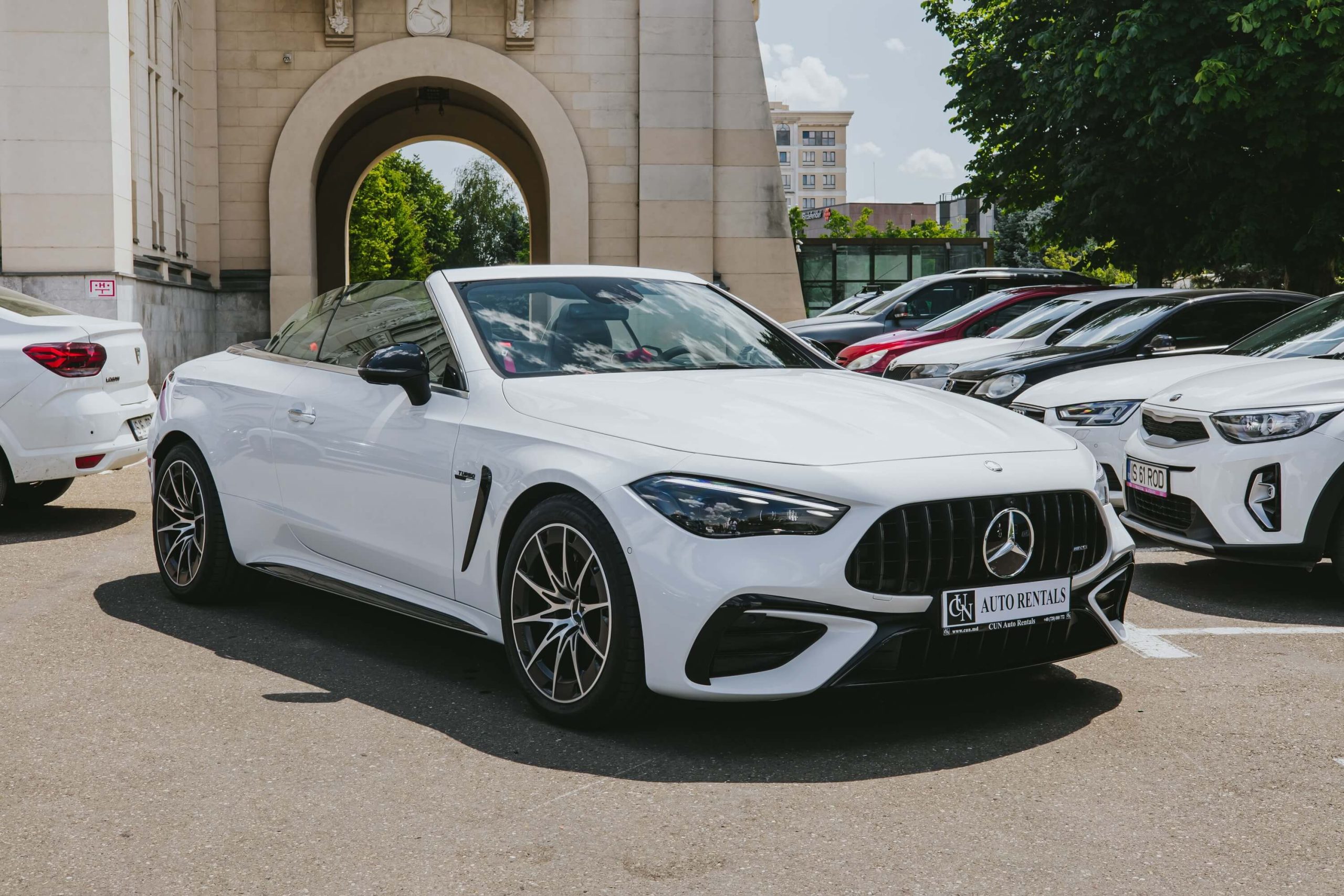 Mercedes-Benz CLE 53 AMG 4MATIC+ Cabrio opalite bright white