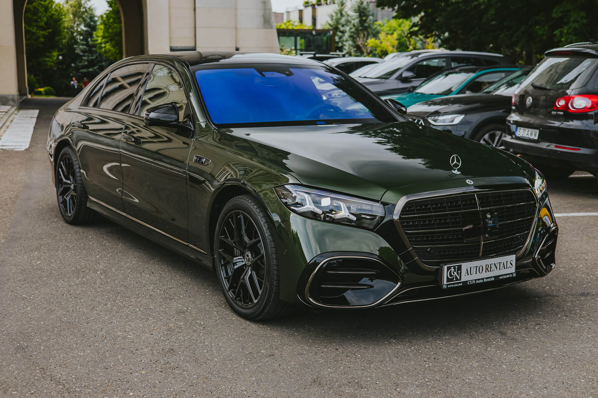 Mercedes-Benz S 450 d 4MATIC olive green