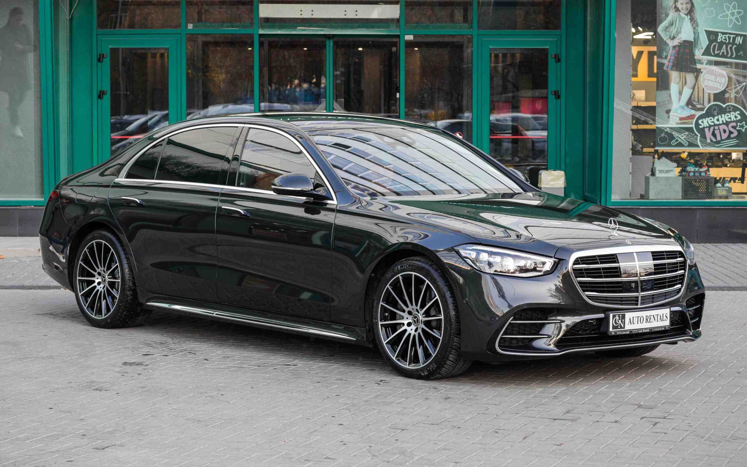 Mercedes-Benz S 500 4MATIC graphite grey